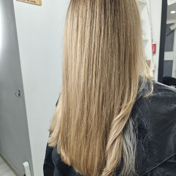 Еіртач Аіртач
                    Перукар-колорист Олеся Дніпро