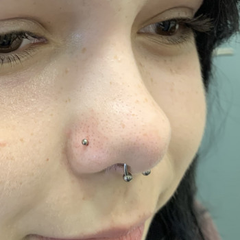 Пірсинг крила носа и Септум