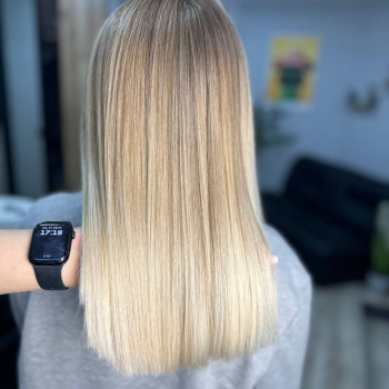 Фарбування з освітленням, шатуш
                    Салон красоты Fargo Киев