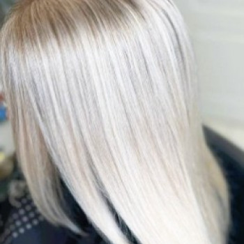 Реконструкція волосся
                    Перукар-колорист Оксана Київ