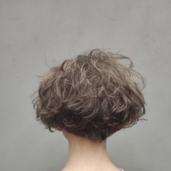 Фото з портфоліо майстра Яна Клочко (перукар-універсал, Київ)