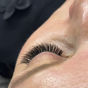 Наращивание ресниц
                    Мастер перманентного макияжа Інна Борисполь