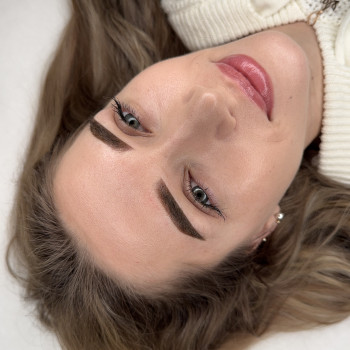 Перманентный макияж
                    Мастер перманентного макияжа Інна Борисполь