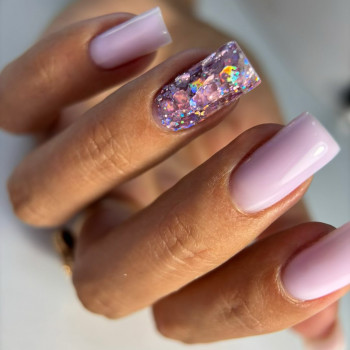 рожевий манікюр, манікюр на квадратні нігті
, святковий манікюр, манікюр з гліттером