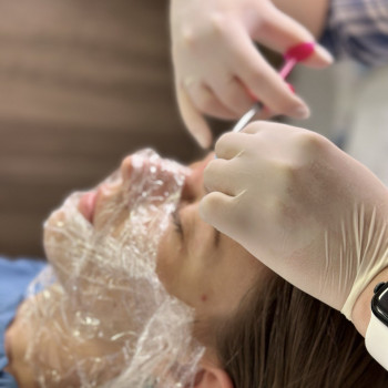 БІОРЕВІТАЛІЗАЦІЯ ОБЛИЧЧЯ
                    Косметолог Елена Винница