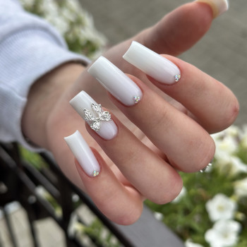 Білий манікюр на довгі нігті квадратні, фото - Майстер манікюру Анна Верхівська