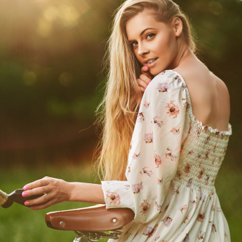 Фото прогулянка, фотосесія на вулиці