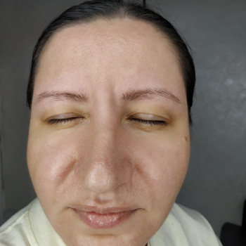 Корекція, покраска брів
                    Парикмахер-визажист Наталья Вараш