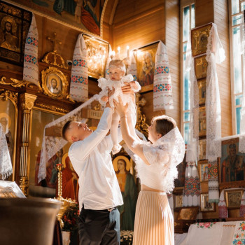 Таїнство Хрещення в храмі
