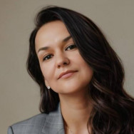 Косметолог Олена Субботницька на Barb.ua