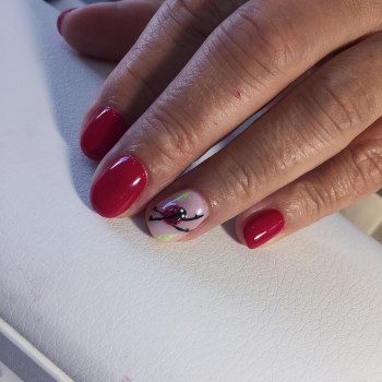 Дизайн нігтів
                    Майстер манікюру Мария Київ