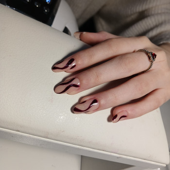 Дизайн нігтів
                    Майстер манікюру Мария Київ