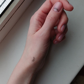 Дизайн нігтів
                    Майстер манікюру Мария Київ