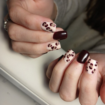 Дизайн нігтів
                    Майстер манікюру Мария Київ