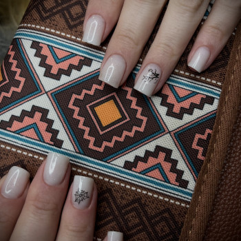 Нежный маникюр, фото - Салон красоты Your Style