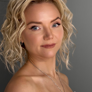 Зачіска
                    Визажист Тетяна Киев