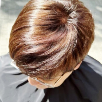 Кератиновое выпрямление волос Coco Choco
                    Парикмахер-колорист Оксана Киев