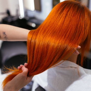 Складні техніки фарбування волосся / Мелірування волосся /Air Touch
                    Салон краси Diamond Beauty Studio Львів