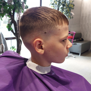 стрижка фейд, дитячістрижки, перукархарків