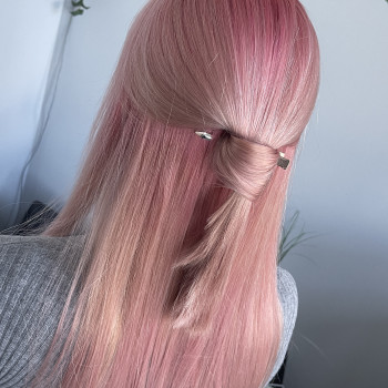 Яркое окрашивание
                    Парикмахер Светлана Харьков