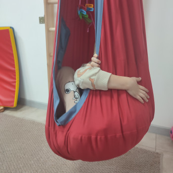 сенсорна інтеграція
                    Дитячий масажист Оксана Кременчук