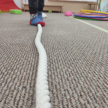 сенсорна інтеграція
                    Дитячий масажист Оксана Кременчук