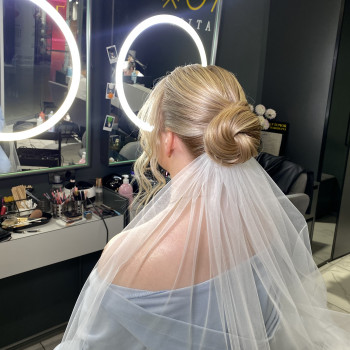 Низький пучок для нареченої