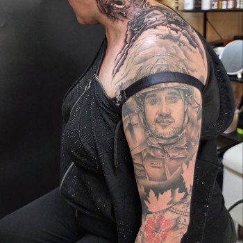 Татуировки любой сложности. Перекрытие шрамов. Перекрытие/ обновление старой тату
                    Тату мастер Александр Викторович Запорожье