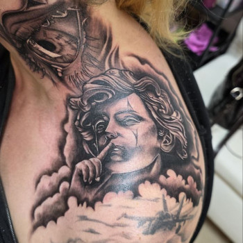 Татуировки любой сложности. Перекрытие шрамов. Перекрытие/ обновление старой тату
                    Тату мастер Александр Викторович Запорожье