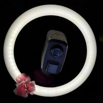 Маніпула з додатковим охолоджувальним елементом, що робить процедуру комфортнішою і безпечнішою для шкіри