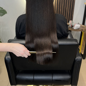 Кератин / Відновлення волосся
                    Парикмахер Надія Луцк