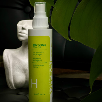 Кератин / Відновлення волосся
                    Парикмахер Надія Луцк