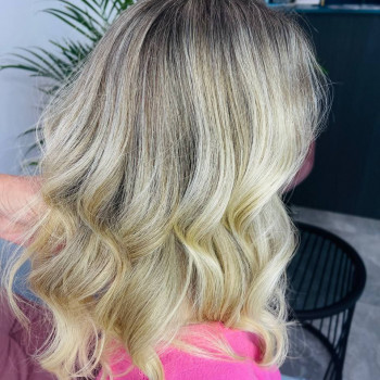 Аіртач
                    Перукар-стиліст  Київ