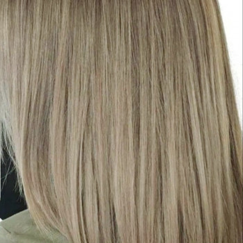 Кератинове відновлення волосся
                    Парикмахер-колорист Оксана Киев