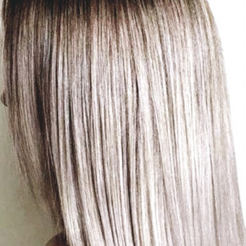 Ботокс для волосся
                    Перукар-колорист Оксана Київ