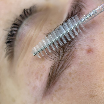 Волосковая техника перманента бровей
                    Салон красоты Mona Lisa Полтава