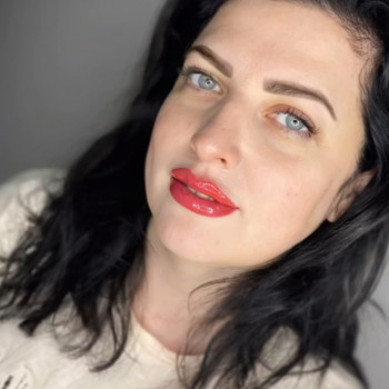 Перманентний макіяж губ
                    Майстер перманентного макіяжу Лина Кременчук