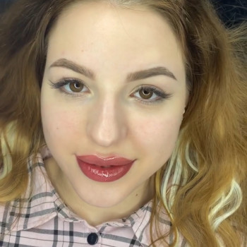 Перманентний макіяж губ
                    Майстер перманентного макіяжу Лина Кременчук