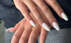 Манікюр зі зняттям та покриттям Салон краси Fargo Київ