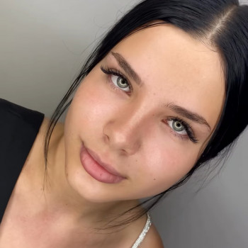 Нарощування вій
                    Майстер перманентного макіяжу Лина Кременчук