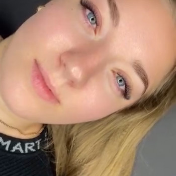 Нарощування вій
                    Майстер перманентного макіяжу Лина Кременчук