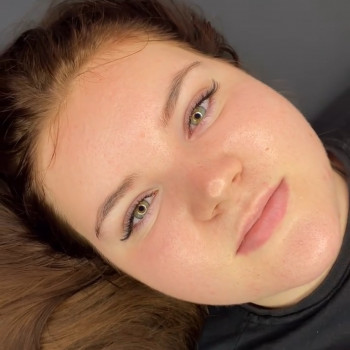 Нарощування вій
                    Майстер перманентного макіяжу Лина Кременчук