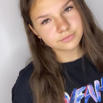 Нарощування вій
                    Майстер перманентного макіяжу Лина Кременчук