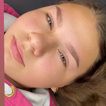 Оформлення та корекція брів
                    Майстер перманентного макіяжу Лина Кременчук