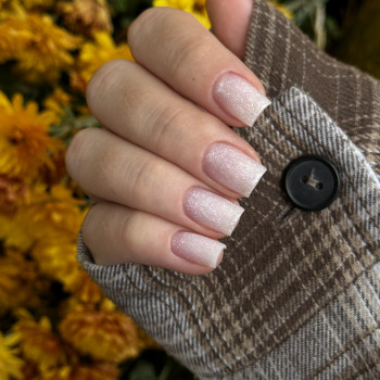 Покриття гелем,укріплення,корекція
                    Майстер манікюру Татьяна Київ