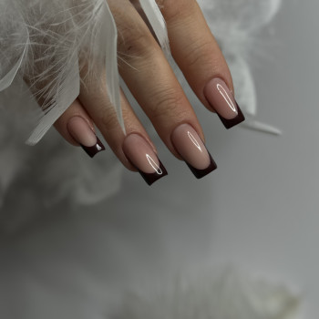 Покриття гелем,укріплення,корекція
                    Майстер манікюру Татьяна Київ