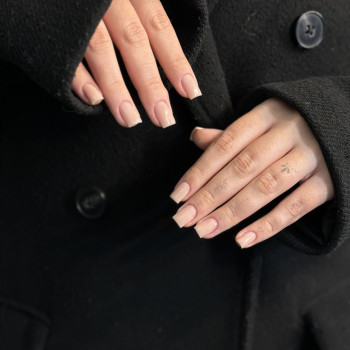 Покриття гелем,укріплення,корекція
                    Майстер манікюру Татьяна Київ