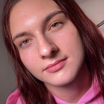 Ламінування вій / брів
                    Майстер перманентного макіяжу Лина Кременчук