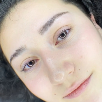 Ламінування вій / брів
                    Майстер перманентного макіяжу Лина Кременчук