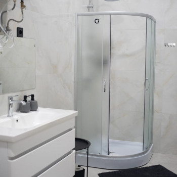 Verta Pole & Aerial Studio має чистий та зручний туалет для комфортного перебування гостей.